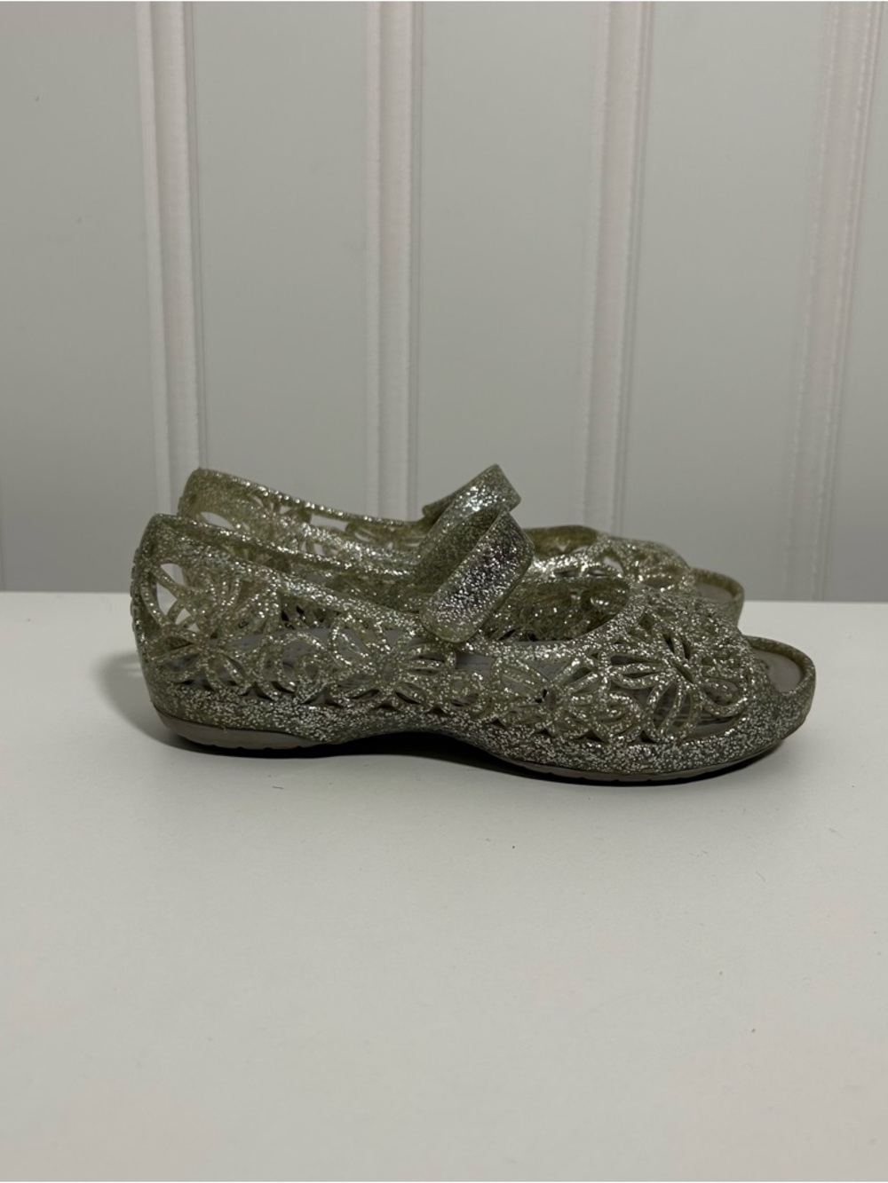 Crocs Maryjane Glitter Floral Jelly Sandals for Kids - Silver